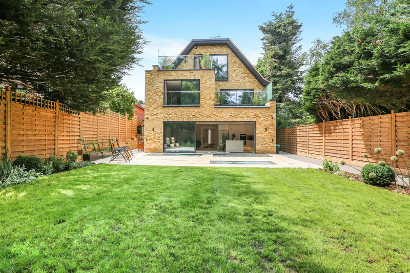 Newlands, Radlett