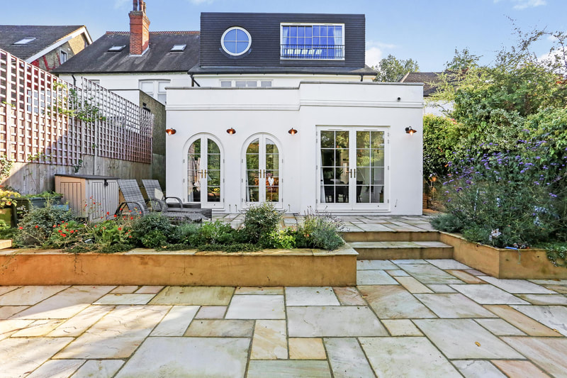 Grosvenor Avenue, SM5