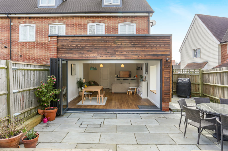 Metcalfe Avenue, SM5