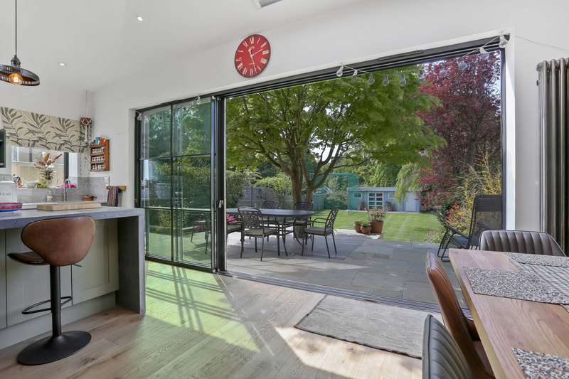 Woodstock Road, SM5