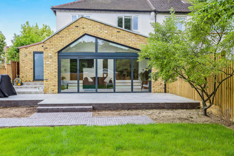 Woodstock Road, SM5