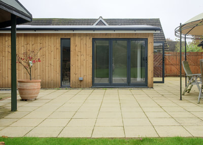 Meadows Close Retreat, CR8