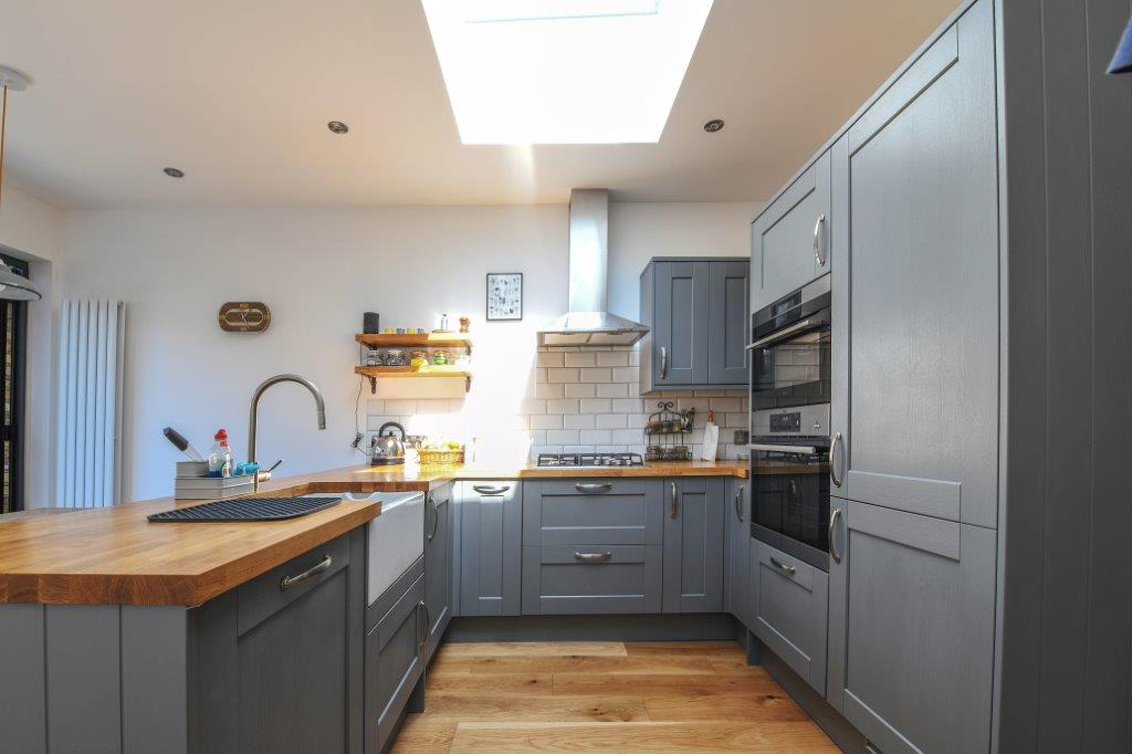 Hailsham Road, SW17